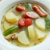バジルソースで❤ウインナーと野菜のスープ♪